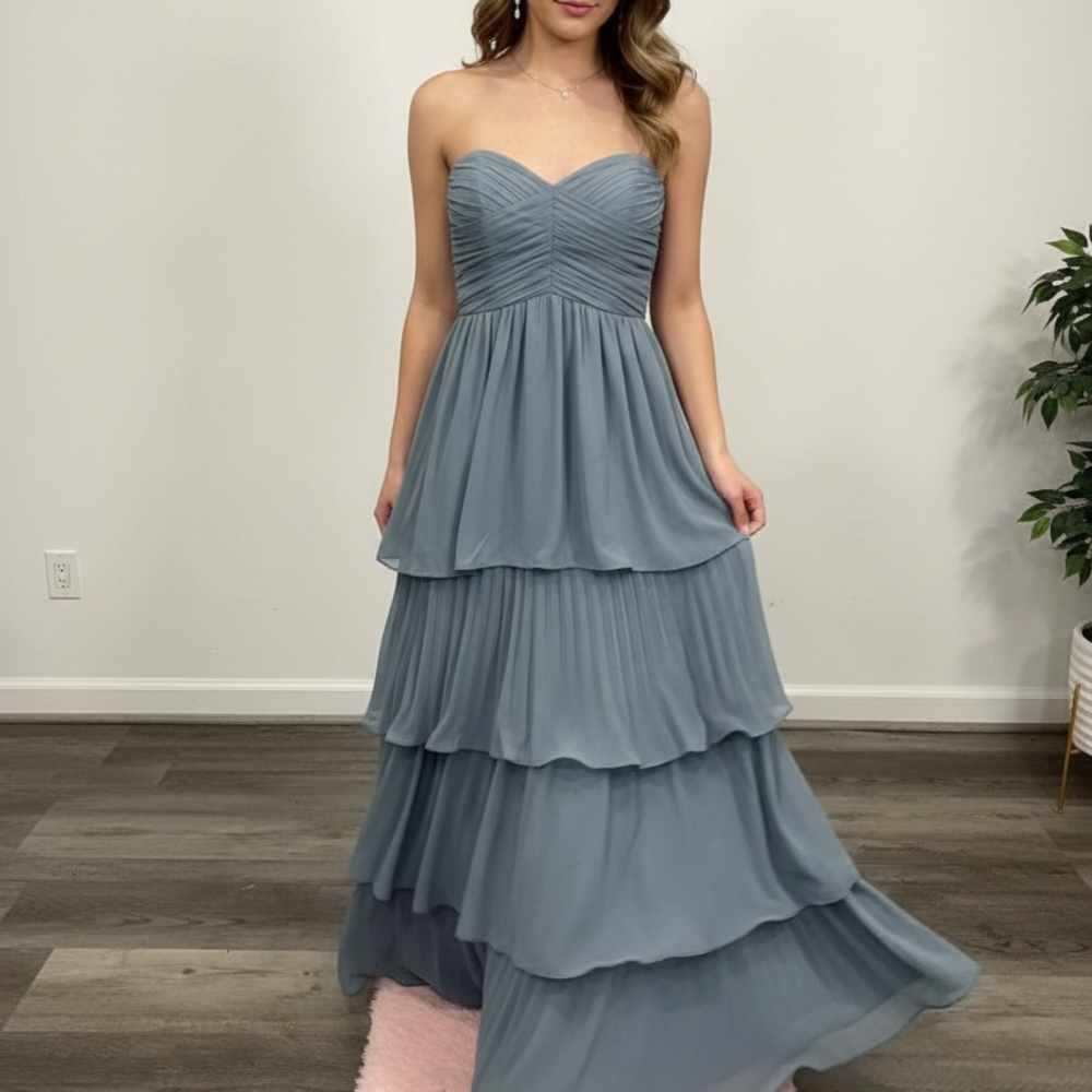 Lulu's Strapless Gray Tiered Dress